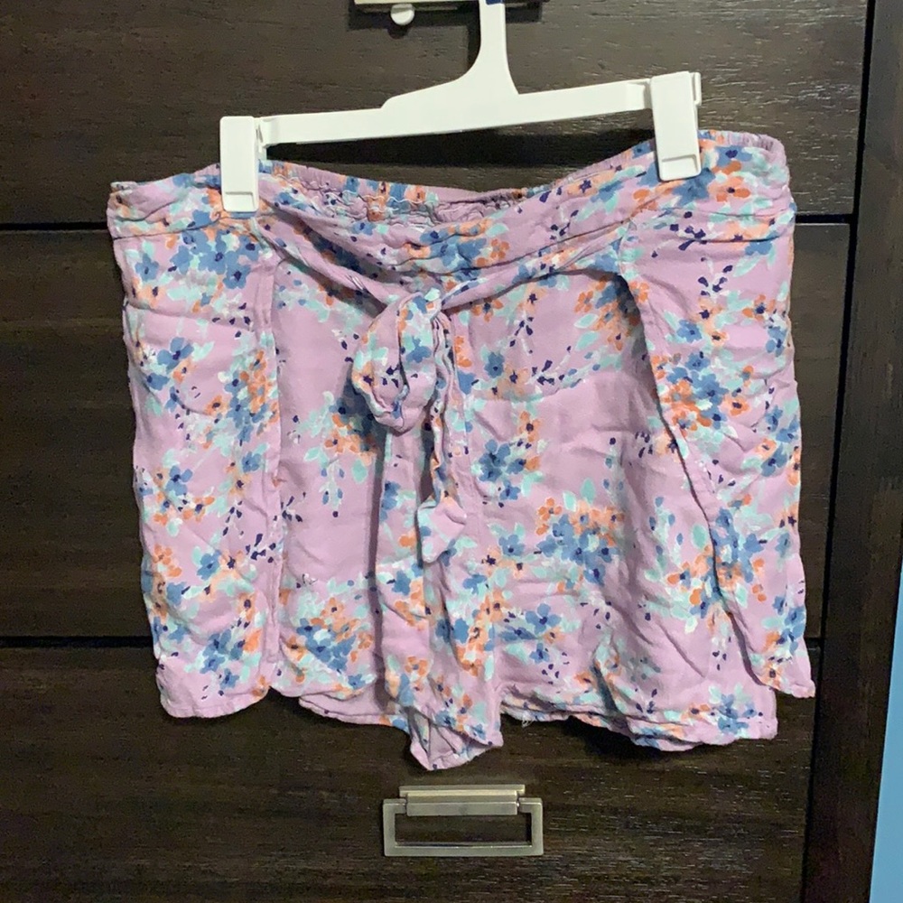 Women’s purple floral shorts